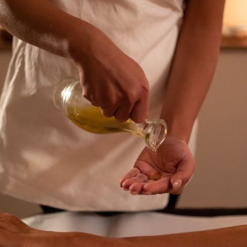 massaggio californiano rilassante torino